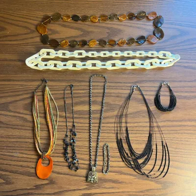 k Vintage & Contemporary Costume Jewelry Collection – Assorted Statement Necklaces, Beaded Jewelry & Chain Necklace.jpg
