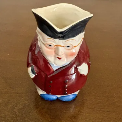 Hd english toby jug style miniature ceramic creamer pitcher