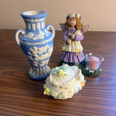 Ld set of decorative figurines and vase spring themed