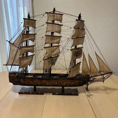 Hd detailed model of spanish frigate ship 21 tall x 27 wide