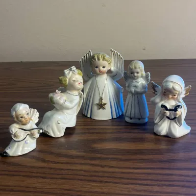 k Angel Figurine Set with Musical Instruments and Star Pendant- White and Gold Palette.jpg