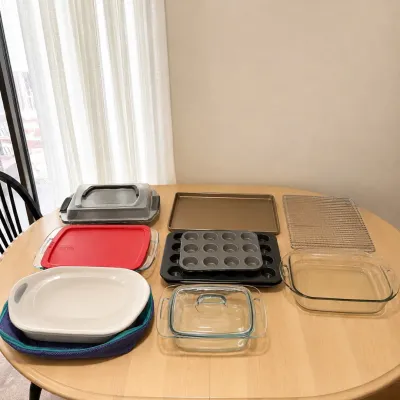 lk 12 Piece baking set - with Pyrex Casserole dish and Corning Ware Casserole dish.jpg