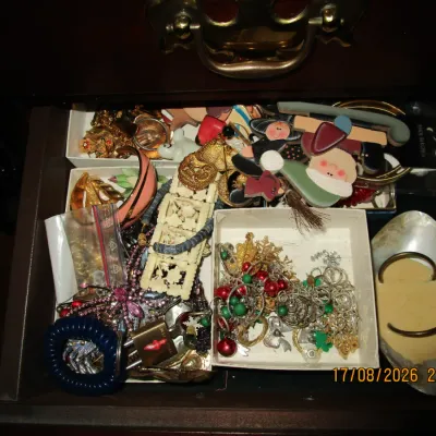 Sale Photo Thumbnail #35