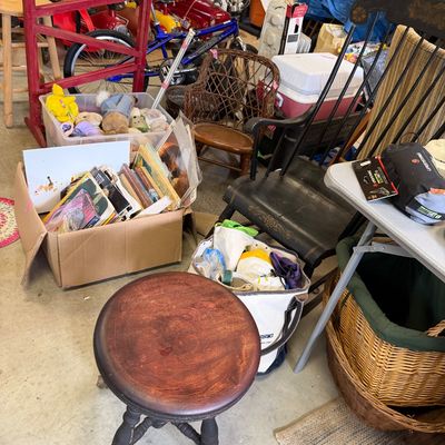 Estate sale photo