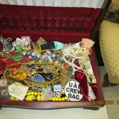 Sale Photo Thumbnail #56