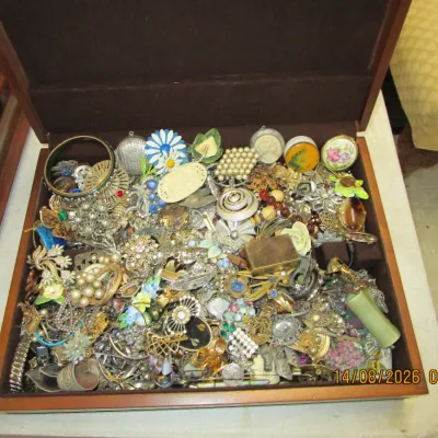 Sale Photo Thumbnail #57