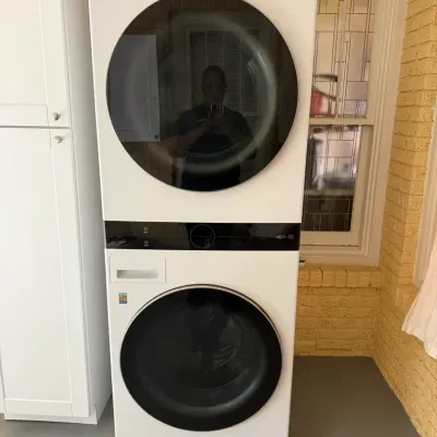 LG WashTower Front Load Washer & Dryer – ThinQ 74x26x27