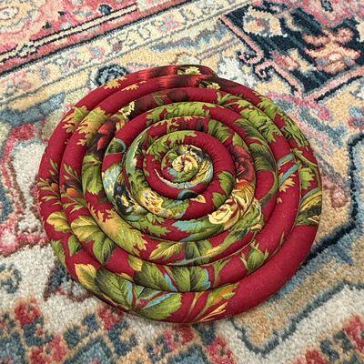 Floral Fabric Trivet Riscam5-26-191