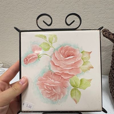 Hand-Painted Rose Ceramic Tile with Metal Stand Riscam5-26-158