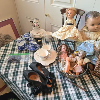 Estate sale photo