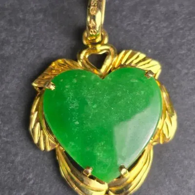 14K Gold Jadeite Heart Pendant