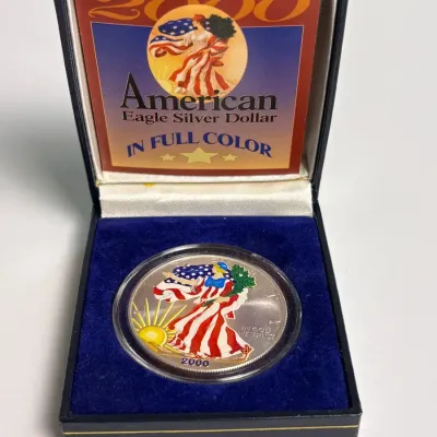 99.9% Silver 2000 American Eagle Silver Coin - Painted 