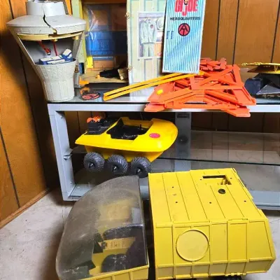 Vintage G.I. Joe Adventure Team Toys