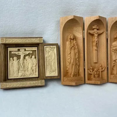 Triptych Altars