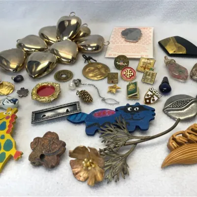 Pins, Pendants, Brooches With Michael Michaud 