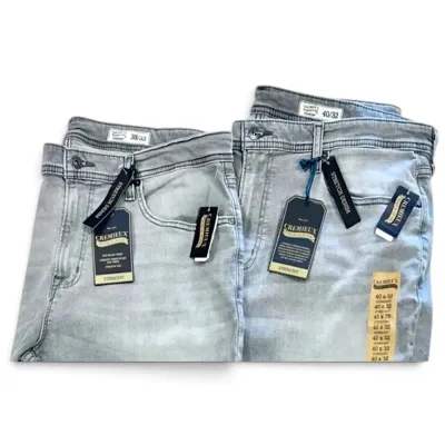 NWT Men’s Cremieux Stretch Denim Straight Fit Jeans (38/32 & 40/32)