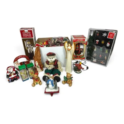 Santa, Angels, & More Christmas Decor