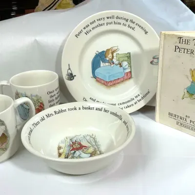 Wedgewood Beatrix Potter Children’s Dish Set And Book