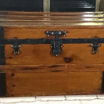 Antique Wooden Steamer Trunk with D. Towne Mfg. Co. Hardware