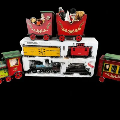 Holiday Train Collection | Denver & Rio Grande Western Train Set & Christmas Display Train