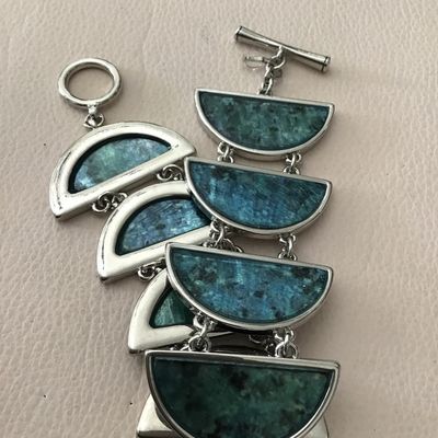 Beautiful, silver toned, Abalone, shell, Kenneth Cole bracelet