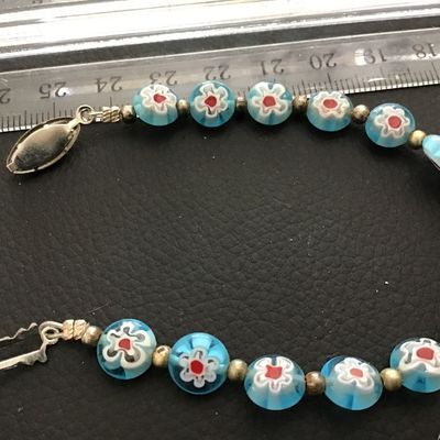 Dainty Glass Bead Bracelet