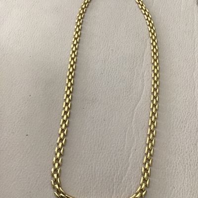 Beautiful vintage, goldtone statement, necklace