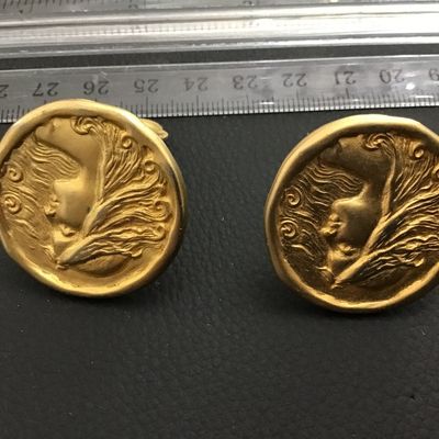 Art Nouveau vintage Clip on Earrings