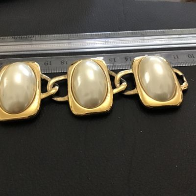 Crown Trifari Gold Tone Classic Wonderful Condition Rare