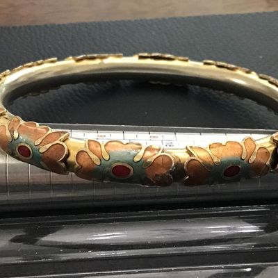 Clossione Vintage Bangle Intracrate Flower Design