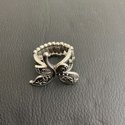 Silver Tone butterfly Fashion stretchy ring