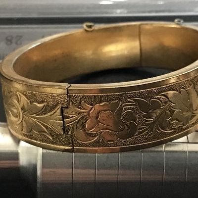Bates and Bacon Victorian Engraved Gold Filled Small