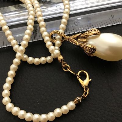 Avon Signed Vintage Faux Pearl Necklace. Excellent