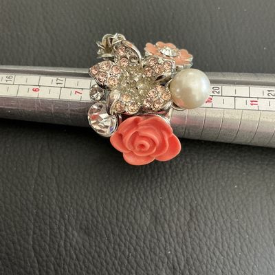 Beautiful Floral stretchy ring