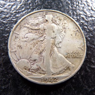 1942-S WALKING LIBERTY SILVER HALF DOLLAR