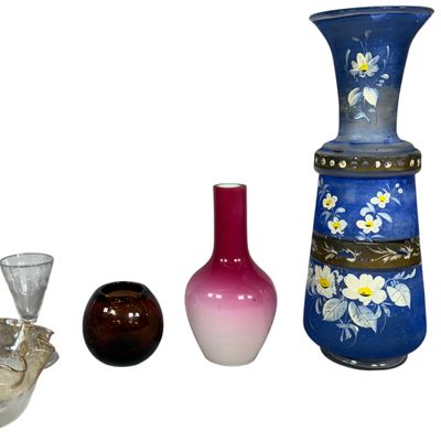 An Assortment of Nine Pieces of Art Glass and Decorative Stemware
