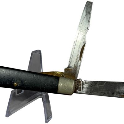 Vintage Camillus New York 2 Blade Electrician Folding Pocket Knife