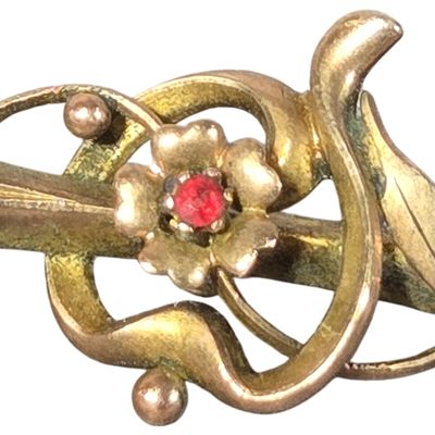 Edwardian 9 Karat Yellow Gold Bar Brooch with Red Gemstone by Sydenham Brothers 1906
