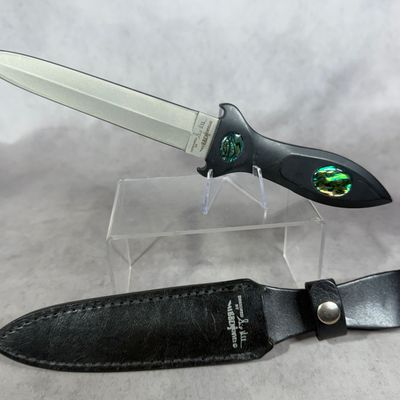 United Cutlery UC 466 Gil Hibben Presentation Dagger with Abalone Inlays