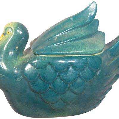 FAPCO USA Ceramic Dove Covered Jar