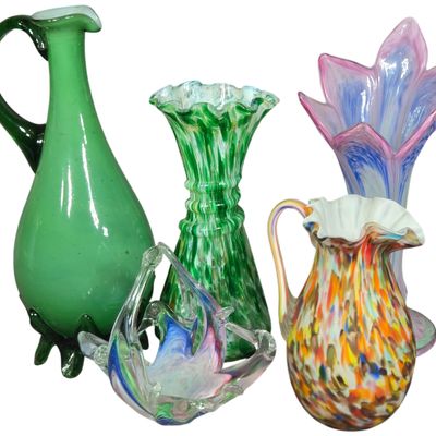An Assortment of Contemporary Hand-Blown Art Glass Decorative Objects