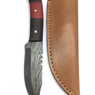 Damascus skinning knife