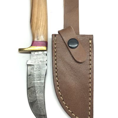 Damascus skinning knife