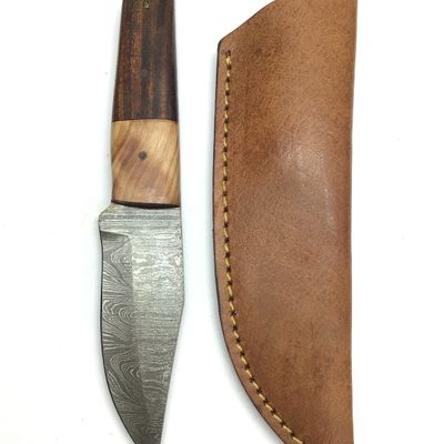Damascus skinning knife
