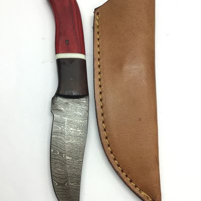 Damascus skinning knife