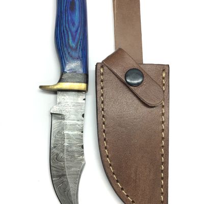 Damascus skinning knife
