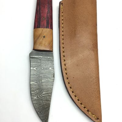 Damascus skinning knife