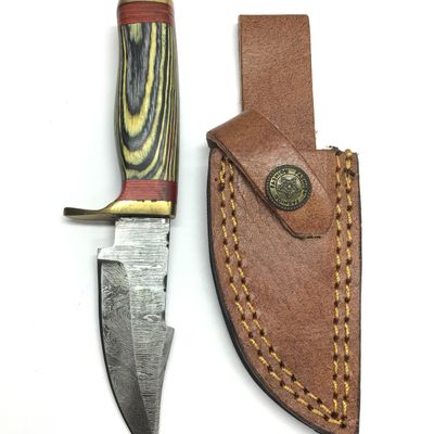 Damascus skinning knife