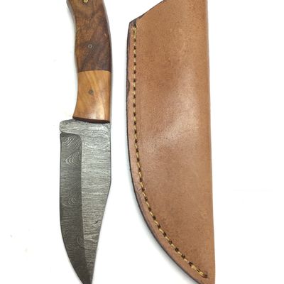 Damascus skinning knife