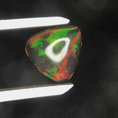 Opal cabachon